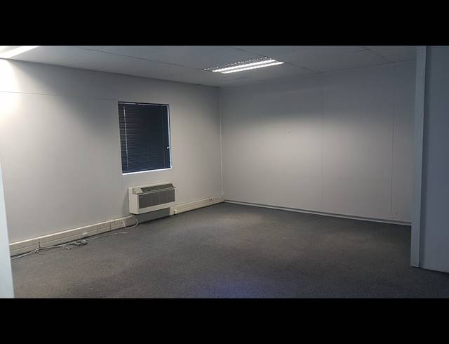90M² OFFICE TO LET IN TYGER VALLEY